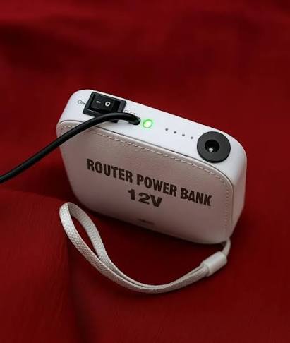 UNIVERSAL WiFi-ROUTER POWER BANK